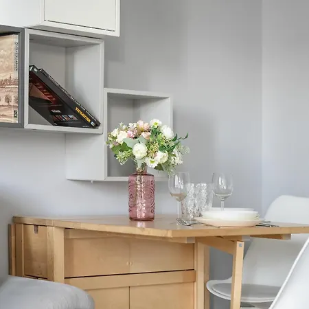 Lejlighed Stylish Near Hala Arena By Renters